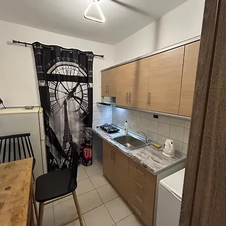 Veras 7 Apartman *